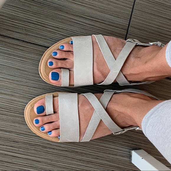 sorel ella criss cross sandals